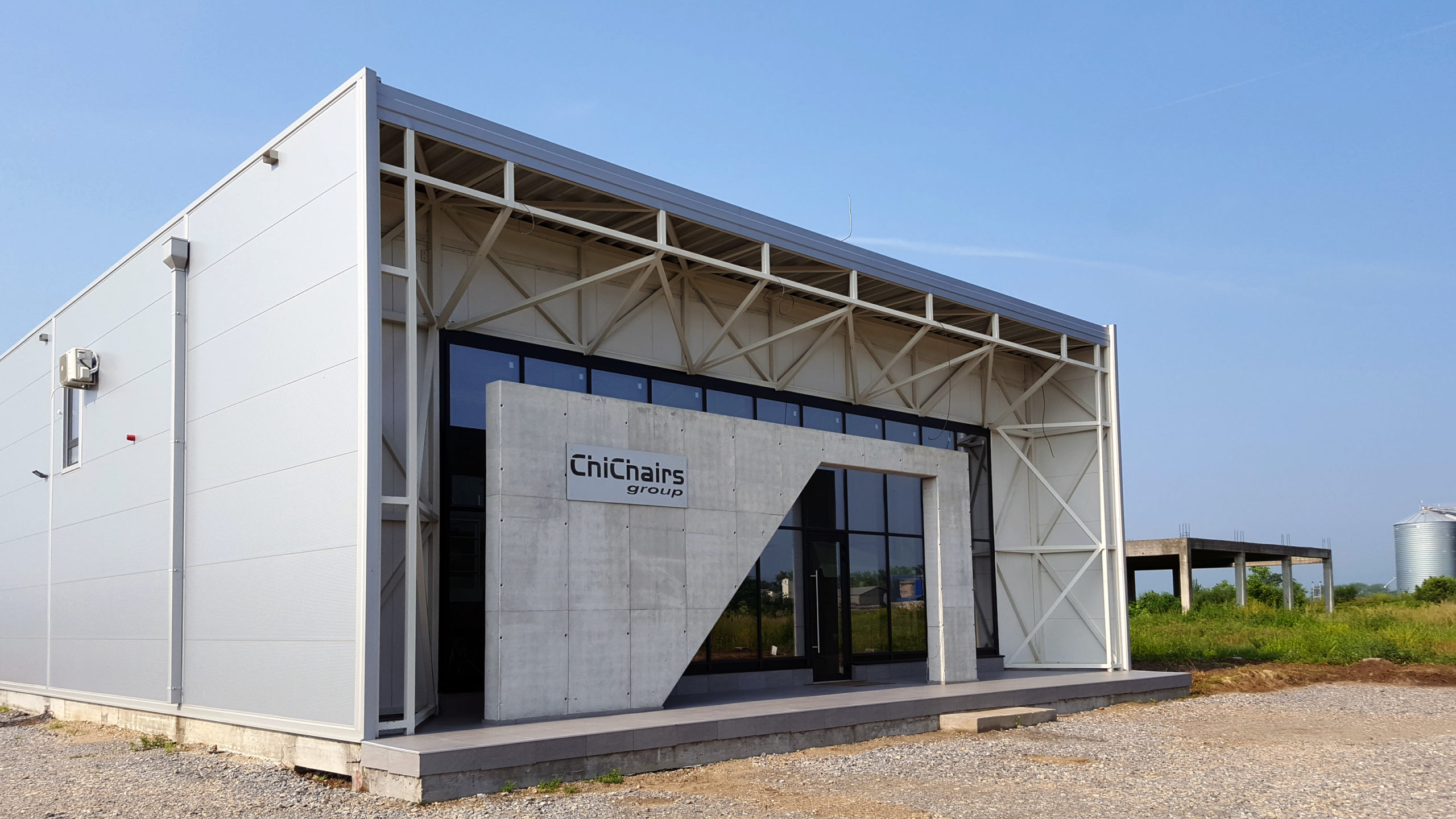 Poslovno skladišni kompleks ChigoContract – Bački Petrovac