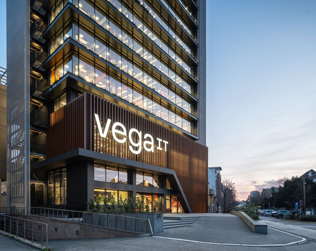 Poslovni objekat ‘Vega Radnički’ – Vojvođanskih brigada, Novi Sad