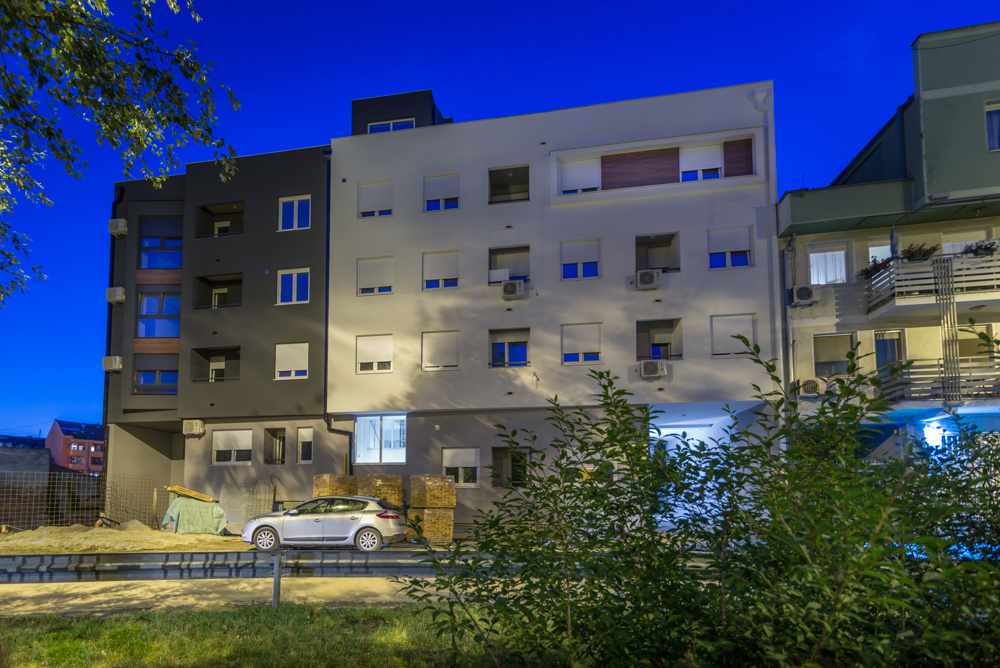 Stambena zgrada – Trg Save Vukosavljeva 11-13, Novi Sad